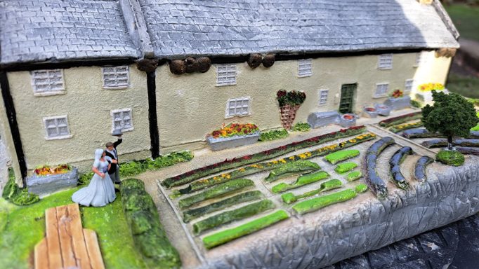River Cottage HQ miniature replica