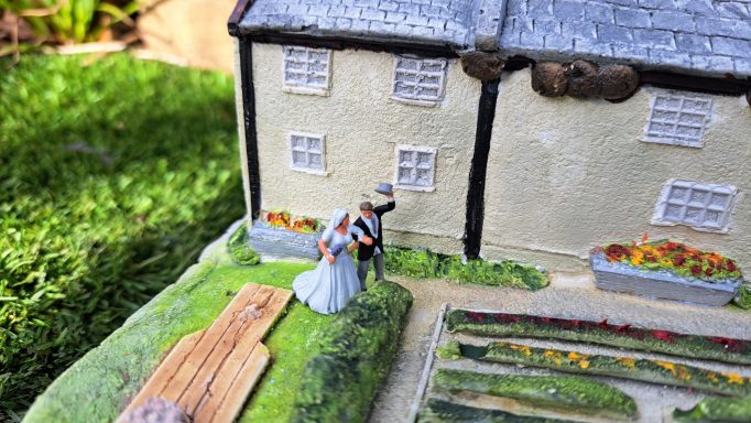River Cottage HQ miniature replica